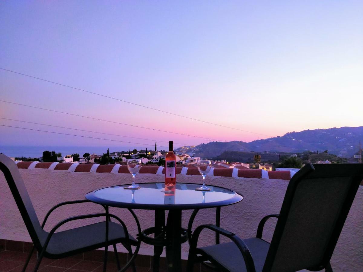 Апартаменти Sunset View Нерха Екстер'єр фото